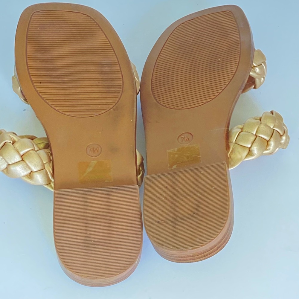 LOT of 2 Cushionaire Vicki Braided Strap Slide Sandals Gold Black Flats - Picture 9 of 10